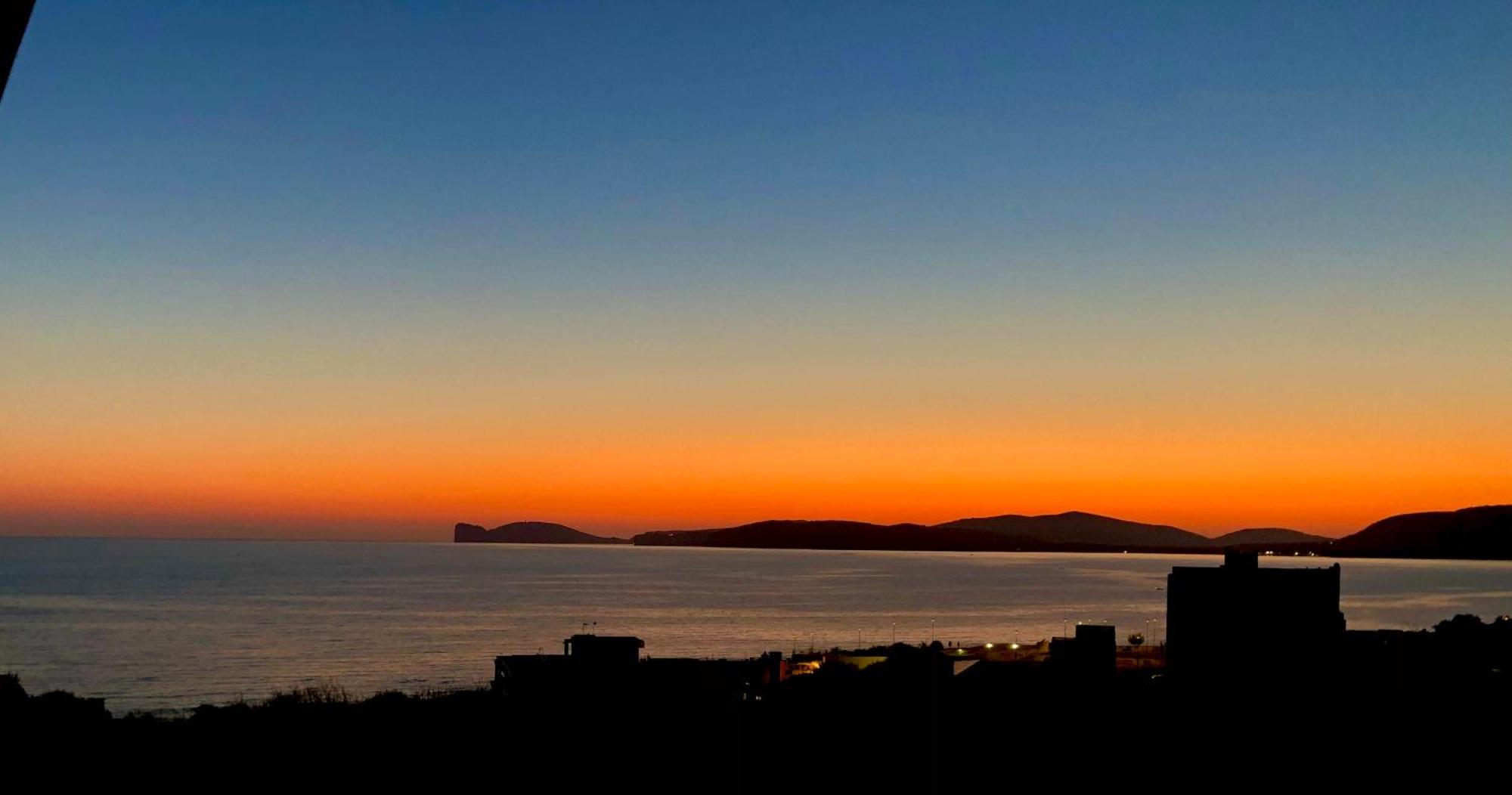 Casa Comoda A Due Passi Dal Lungomare Alghero Exteriör bild